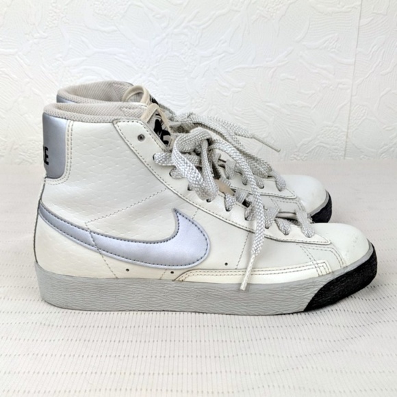 Nike Shoes - NIKE Womens Blazer High Top Sneaker Shoes